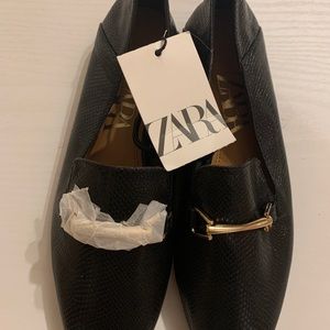 Zara brand new black with gold loafer size 6